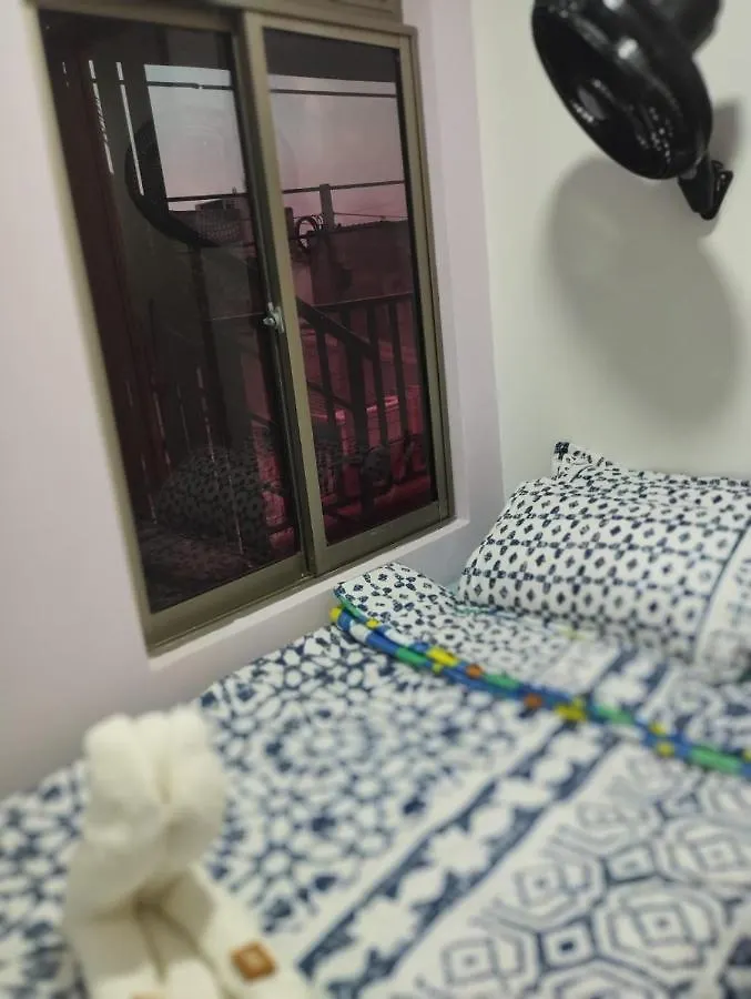 Hospedaje Las Moras. Barranquilla  Guest house Barranquilla (Atlantico)